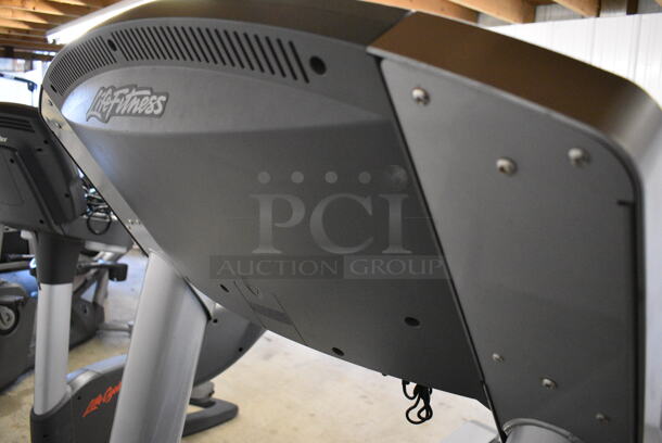 Life Fitness Model 95Ti Metal Commercial Treadmill. 32x84x63. Tested and Working! - Image 9 of 10