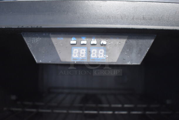 EdgeStar Model CWR1661SZ Metal Commercial Single Door Reach In Wine Chiller Merchandiser. 115 Volts, 1 Phase. 23.5x26x69. Tested and Working! - Image 4 of 7