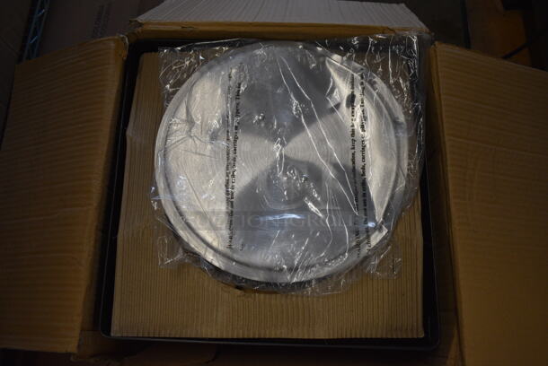 IN ORIGINAL BOX! Backyard Pro Metal 30 Quart Turkey Fryer and Steamer Kit - Image 3 of 5