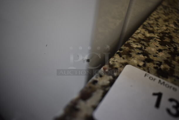Avanti Model FF18HOW White Cooler and Freezer Combo Unit. 29.5x29.5x67. Tested and Working! - Image 5 of 8