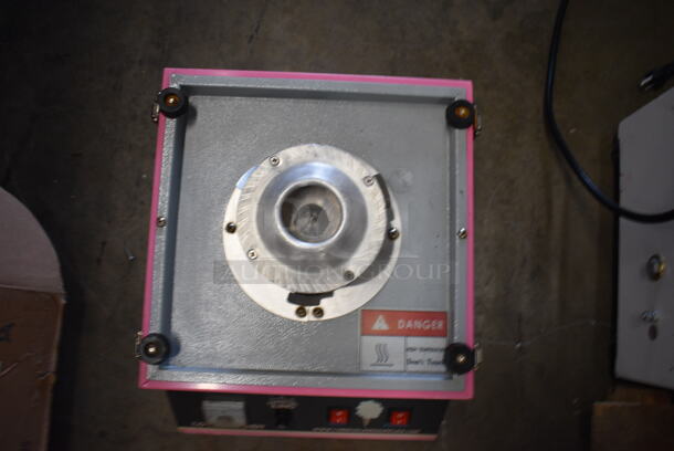 Carnival King 382CCME21 Metal Commercial Countertop Cotton Candy Machine. 110 Volts, 1 Phase. 19x19x16. Tested and Working! - Image 4 of 6