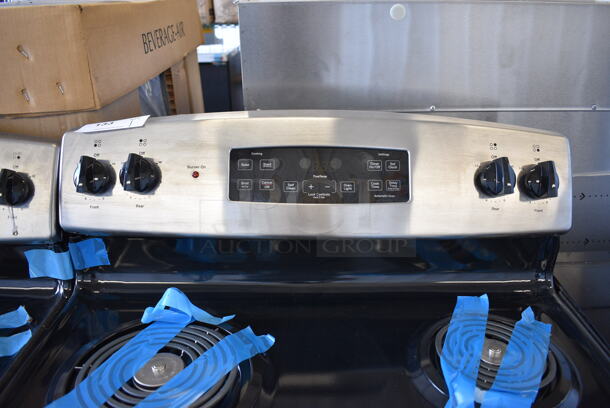 BRAND NEW SCRATCH AND DENT! General Electric JB256RM2SS Stainless Steel Electric Powered 4 Burner Range w/ Oven. 208 Volts, 1 Phase. 30x27x46.5 - Image 7 of 9