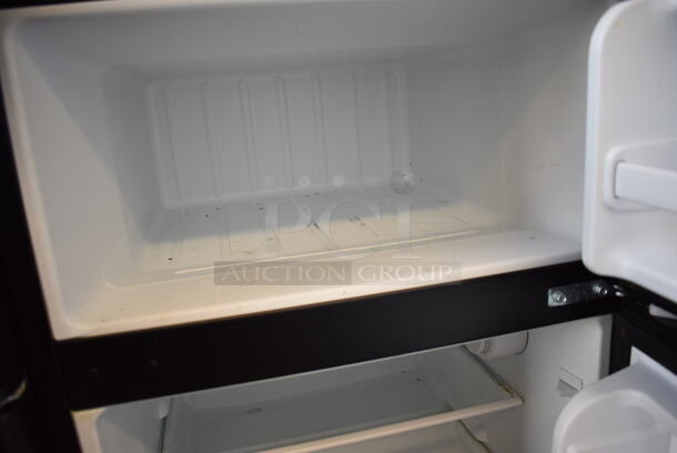 Galanz Model GL31BK/GL31S5/GL31S3 Black Mini Cooler. 120 Volts, 1 Phase. 19x21x33. Tested and Working! - Image 4 of 7