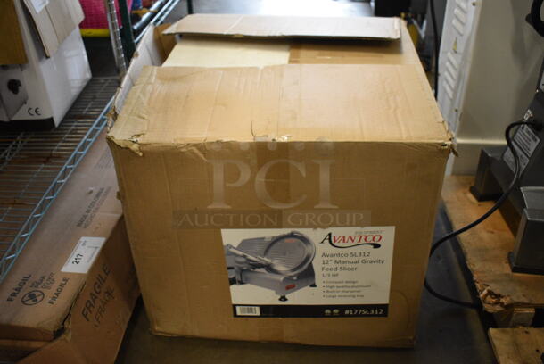 BRAND NEW IN BOX! Avantco SL312 Stainless Steel Commercial Countertop Meat Slicer. 22x18x17. Tested and Working! - Image 2 of 7