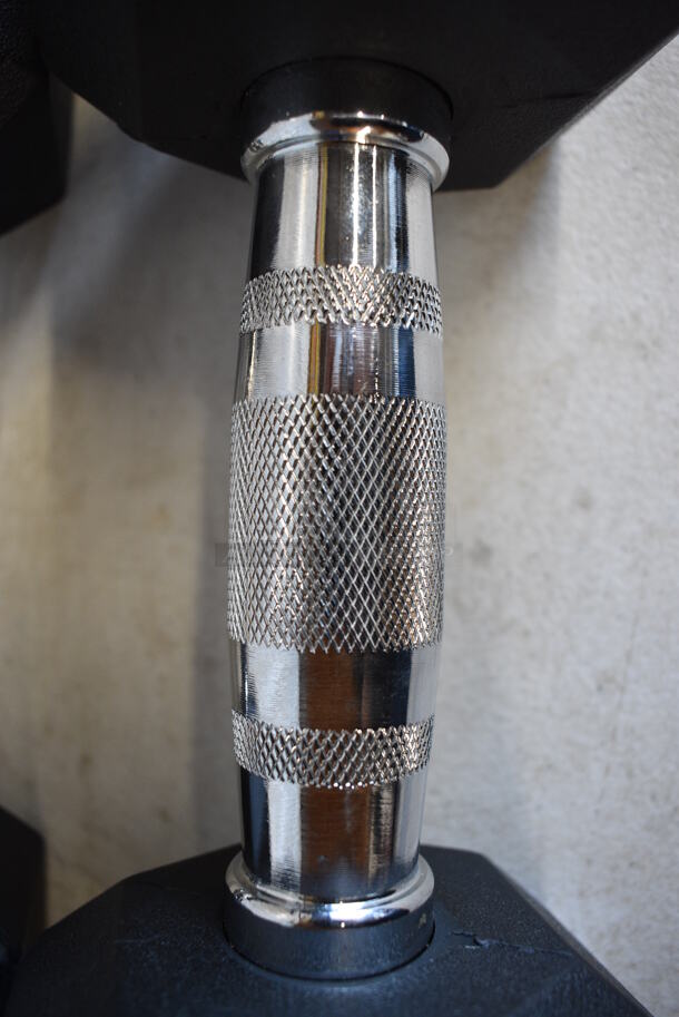 2 Black and Chrome Metal 15 Pound Hex Dumbbells. 12x5x4. 2 Times Your Bid! - Image 3 of 4