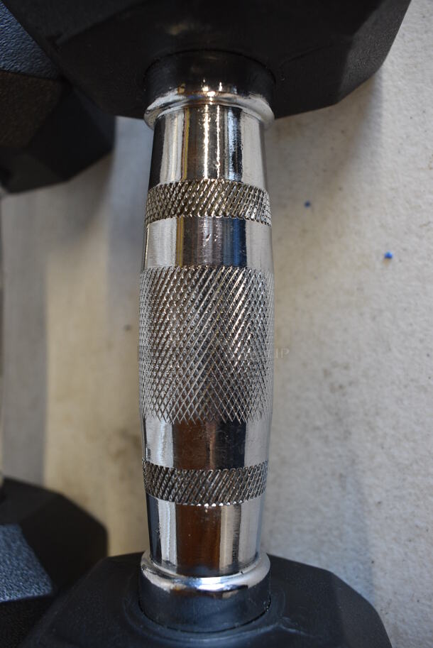 2 Black and Chrome Metal 15 Pound Hex Dumbbells. 12x5x4. 2 Times Your Bid! - Image 3 of 4