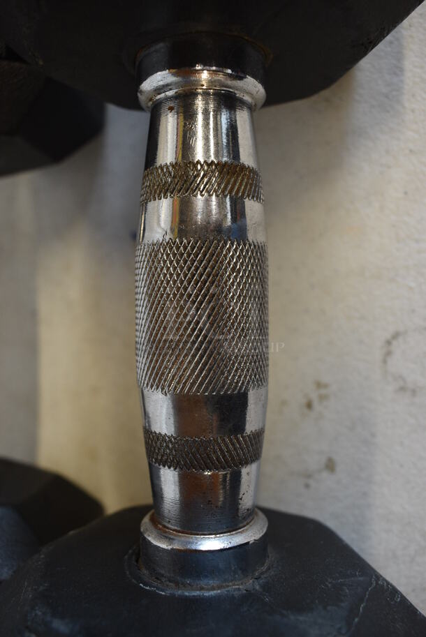2 Black and Chrome Metal 20 Pound Hex Dumbbells. 12x5x4. 2 Times Your Bid! - Image 2 of 4