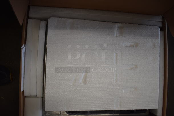 BRAND NEW IN BOX! CG 4 PLX N Stainless Steel Countertop Electric Powered 4 Burner Range. 120 Volts, 1 Phase. 19x23x3 - Image 3 of 6