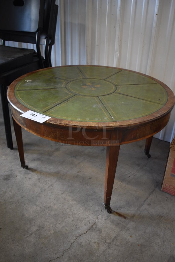 ANTIQUE! Green and Brown Wooden Round Coffee Table on Casters. 30x30x18 - Image 3 of 6