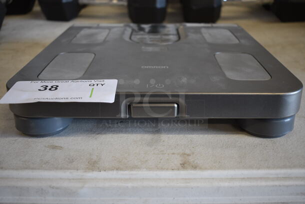 Omron Body Fat BMI Scale. 12x13x2 - Image 5 of 6