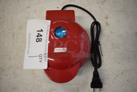 Dash DMW001RD Countertop Waffle Maker. 120 Volts, 1 Phase. 5x6x3