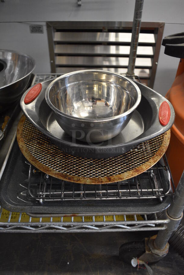 ALL ONE MONEY! Lot of Various Metal Pans and Bowls! - Image 3 of 9