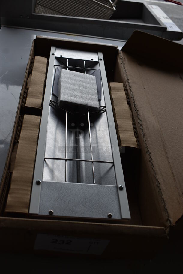 BRAND NEW IN BOX! Nemco 6150-24 Stainless Steel Commercial Warming Bar Heater. 24.5x6.5x3 - Image 2 of 6