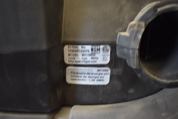 Rigid Orange and Black Poly Wet Dry Vacuum Cleaner. 18x19x28. Tested and Working! - Image 5 of 6