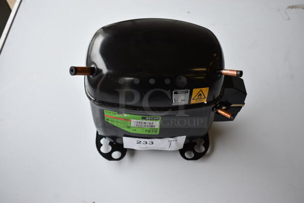 BRAND NEW! Secop SCE18CNLX Metal Commercial Compressor. 115 Volts, 1 Phase. 10x7x9 - Image 2 of 6