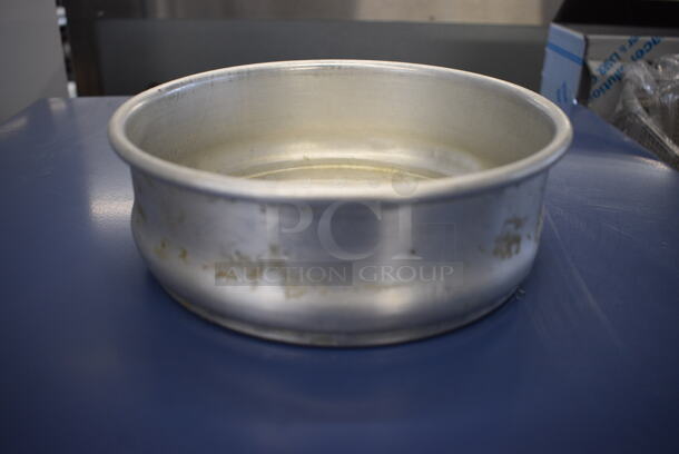30 Metal Round Baking Pans. 8x8x3. 30 Times Your Bid! - Image 4 of 7