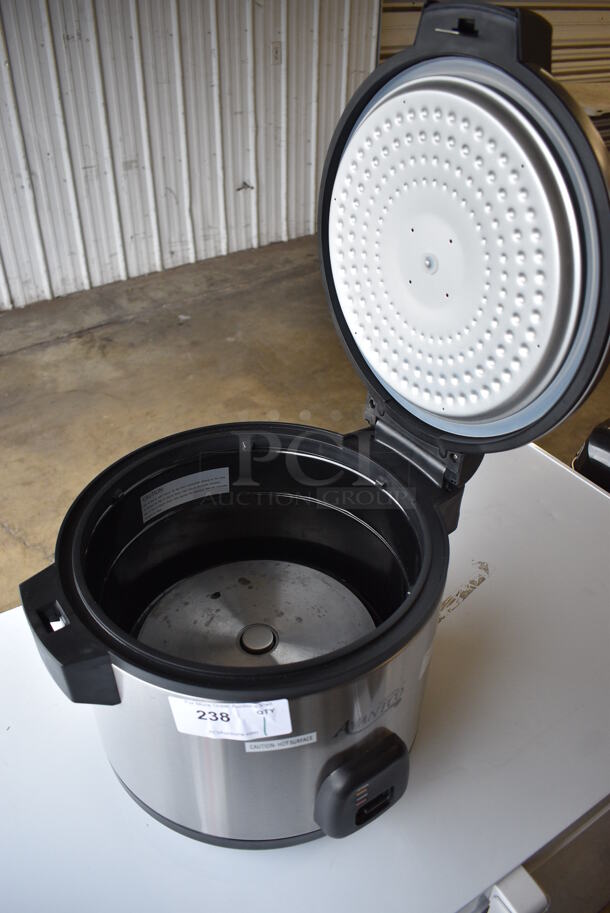 2021 Avantco 177RC60 Stainless Steel Commercial Countertop Rice Cooker. 120 Volts, 1 Phase. 19x17x15 - Image 4 of 7