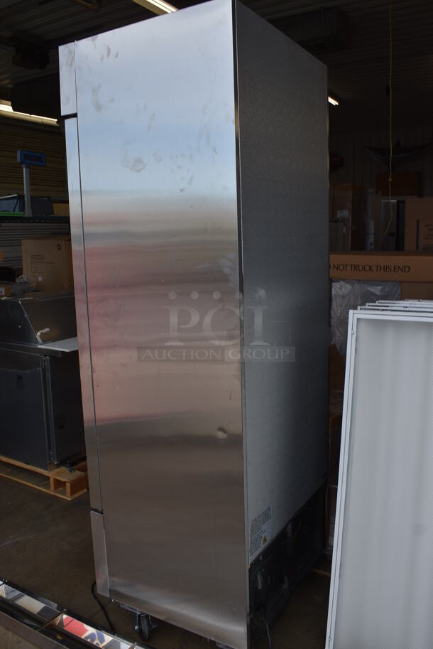 Avantco Model 178A19RHC Stainless Steel Commercial Single Door Reach In Cooler w/ Poly Coated Racks on Commercial Casters. 115 Volts, 1 Phase. 29x26x83. Tested and Powers On But Does Not Get Cold - Image 6 of 7