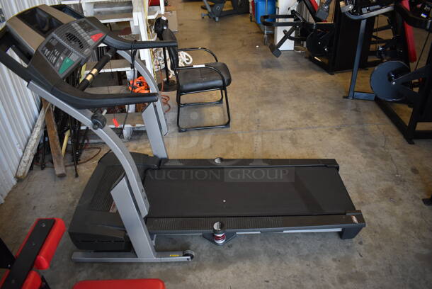 Proform Model 831.29306.2 Metal Commercial Folding Treadmill. 36x72x55.5. Tested and Working! - Image 3 of 11