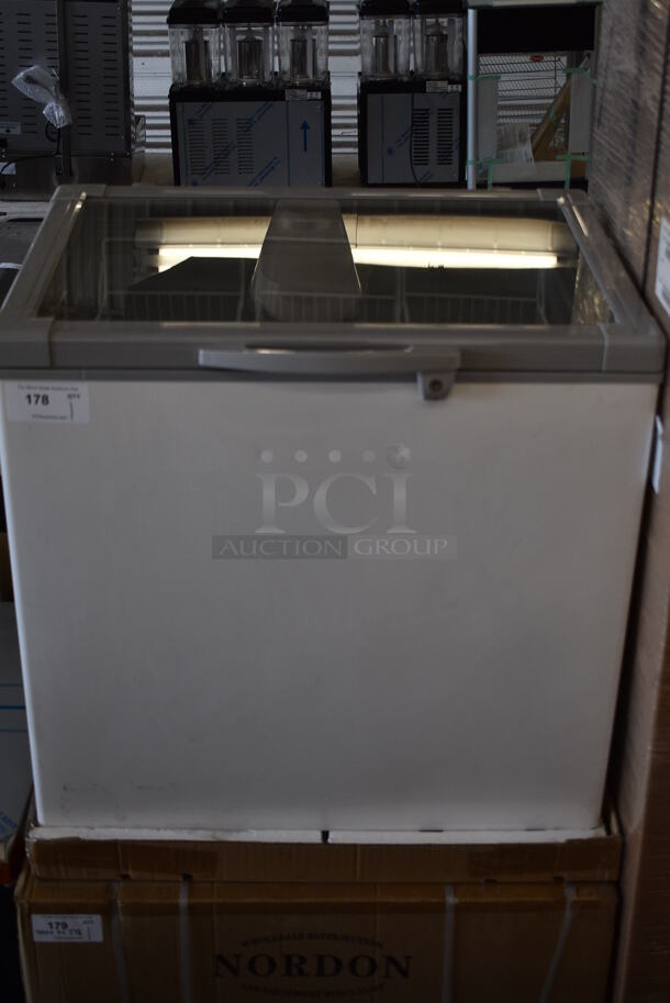 BRAND NEW! XS246YBL Metal Commercial Chest Freezer Merchandiser w/ Poly Coated Baskets. 110 Volts, 1 Phase. 33x25x33. Tested and Working! - Image 2 of 7