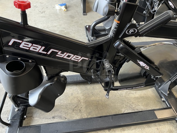 BRAND NEW! Real Ryder Model ABF8 Metal Commercial Floor Style Leaning Indoor Bike / Exercise Bicycle - Image 6 of 6