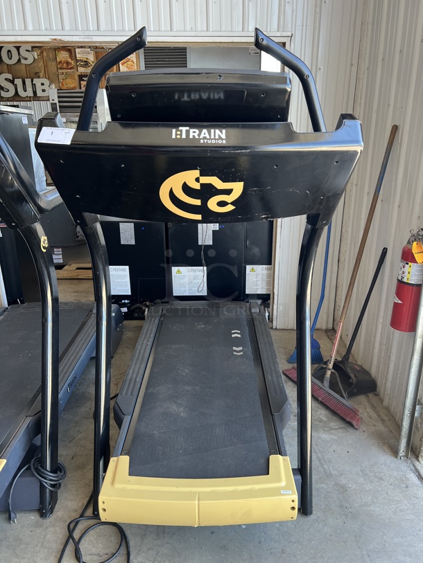 Freemotion Model FMTK74810.7 i11.9 Incline Trainer Treadmill. 110-120 Volts, 1 Phase. 37x78x72. Tested and Working But Needs an Update - Image 6 of 10
