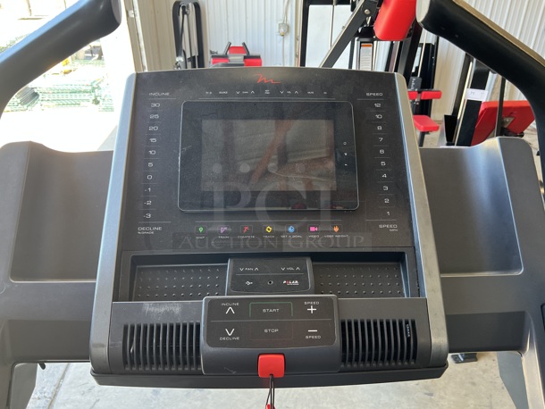 Freemotion Model FMTK74810.7 i11.9 Incline Trainer Treadmill. 110-120 Volts, 1 Phase. 37x78x72. Tested and Working But Needs an Update - Image 8 of 10