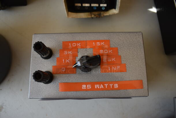 Metal 25 Watt Gauge. 5.5x3x3.5 - Image 1 of 4