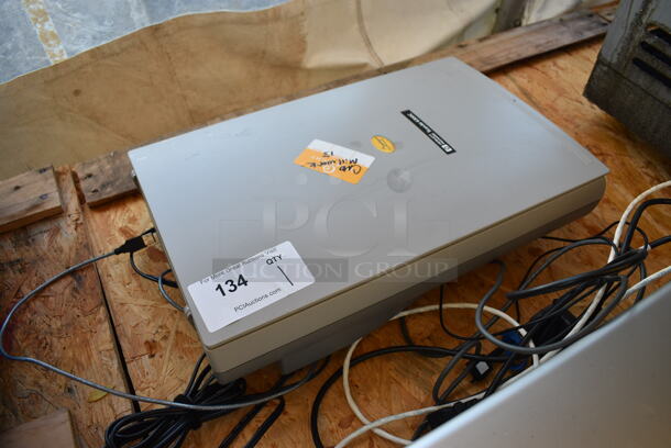 Hewlett Packard HP ScanJet 6300C Countertop Scanner. 12x19x4 - Image 2 of 6