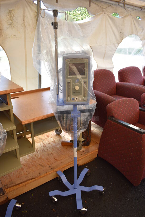 CareFusion XDCR Infant Flow SiPAP nCPAP Machine on Casters. 22x22x65 - Image 1 of 11