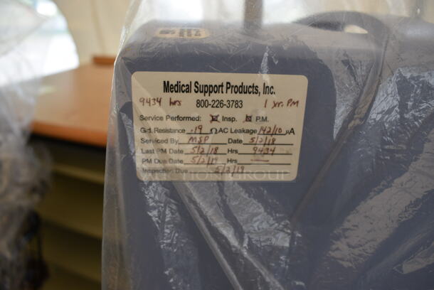CareFusion XDCR Infant Flow SiPAP nCPAP Machine on Casters. 22x22x65 - Image 10 of 11