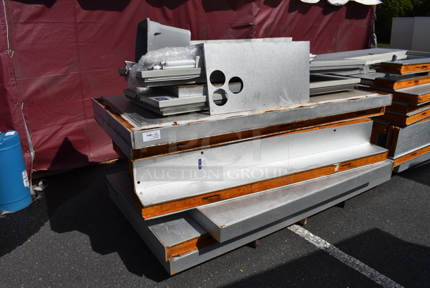 ALL ONE MONEY! Lot of Various Walk In Box Panels; Two Kolpak 4x8 Doors, Six 4x8 Wall Panels, Three 2x8 Wall Panels, Two 1x8 Wall Panels, 8 1x1 Corner Panels, Four 4x8 Ceiling Panels and One 6x6 Ceiling Panel. - Image 6 of 10