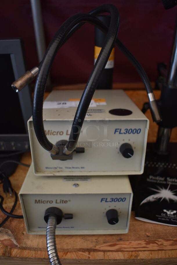 OC White Pro Zoom SZT 4.5 Prolite Microscope w/ 2 Micro Lite FL3000 Halogen Light Sources. 10x20x26, 7.5x10x4 - Image 5 of 12