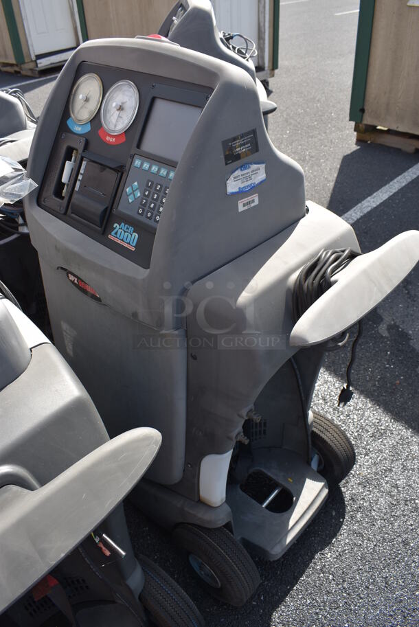 Robinair J-43600 ACR 2000 Floor Style Refrigerant Service Solution Recovery / Recycling / Recharging Unit on Casters. 33x18x51 - Image 7 of 7