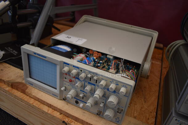BK Precision 2190B Dual Trace Oscilloscope. 100MHz. 14x17x5 - Image 5 of 6