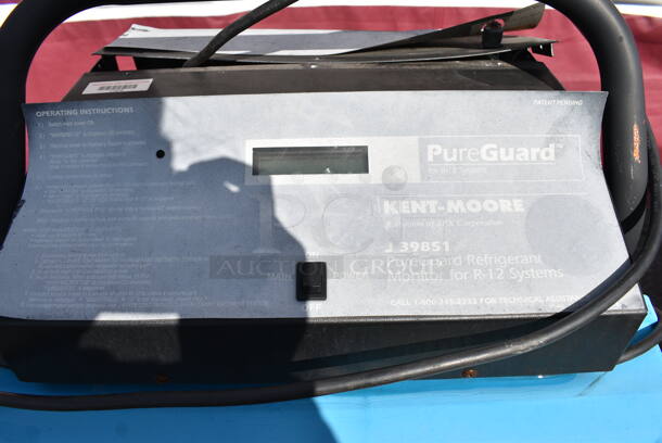 Kent-moore J 39851 ACR System PureGuard Refrigerant Recovery / Recycling System. 21x26x45 - Image 6 of 12