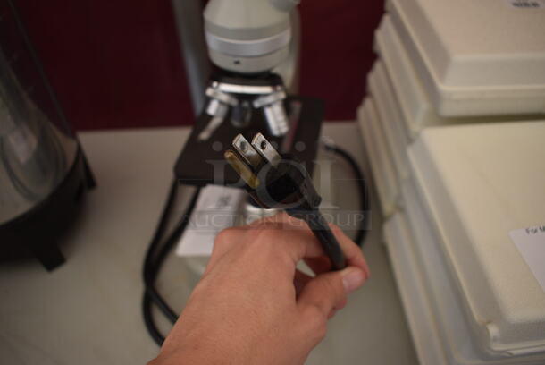 SPI 685959 Metal Countertop Microscope. 6x10x15 - Image 9 of 9