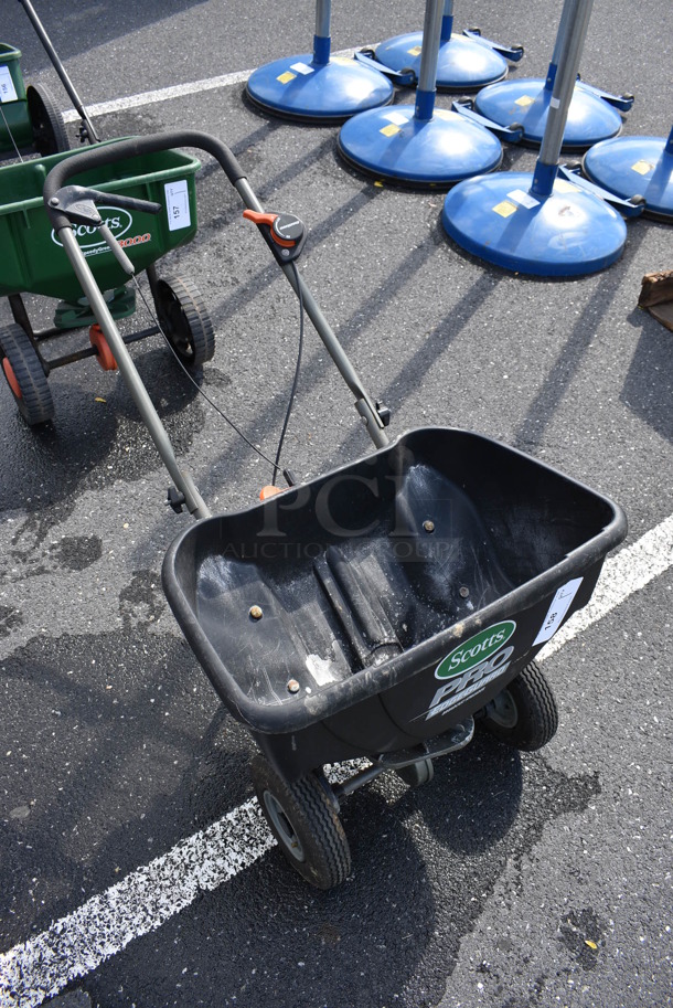 Scotts Pro EdgeGuard Black Poly Broadcast Spreader. 23x17x45 - Image 3 of 5