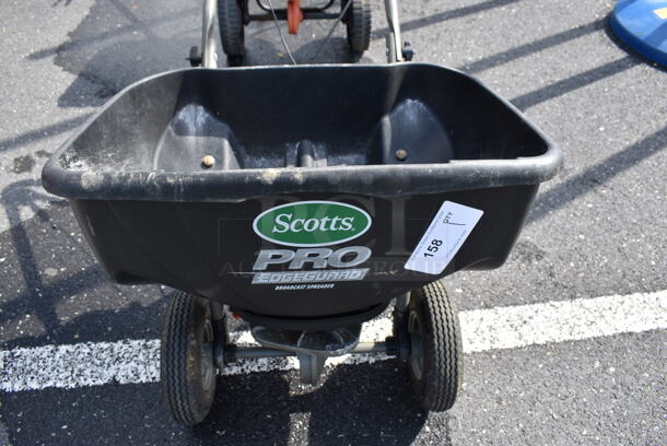 Scotts Pro EdgeGuard Black Poly Broadcast Spreader. 23x17x45 - Image 5 of 5