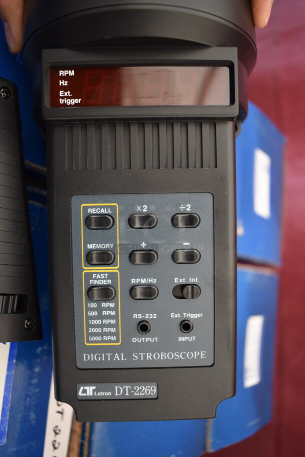 4 IN ORIGINAL BOX! Lutron DT-2269 Stroboscopes. 4.5x8x8.5. 4 Times Your Bid! - Image 2 of 7