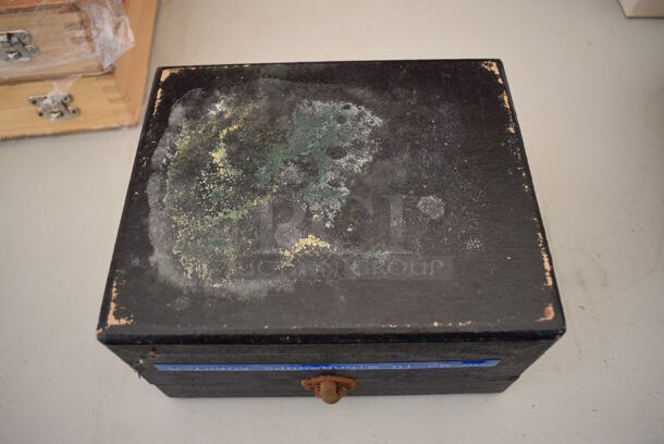 Lafayette 99-70807 35 mm to Microscope Adapter in Hard Case. 7.5x6x4 - Image 6 of 6