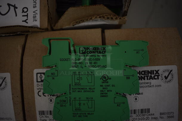 5 Boxes of 10 Phoenix Contact 2961134 Single Relays. 3x3.5x0.25. 5 Times Your Bid! - Image 2 of 7