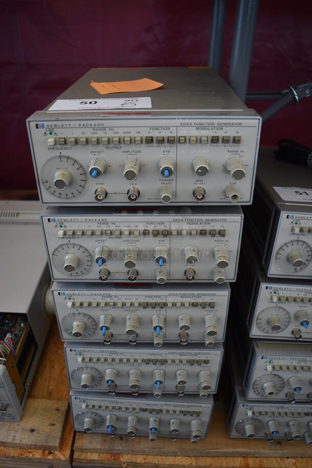 5 Hewlett Packard HP 3312A Metal Function Generators. 8.5x14.5x4. 5 Times Your Bid! - Image 1 of 7