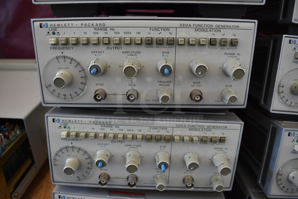 5 Hewlett Packard HP 3312A Metal Function Generators. 8.5x14.5x4. 5 Times Your Bid! - Image 3 of 7