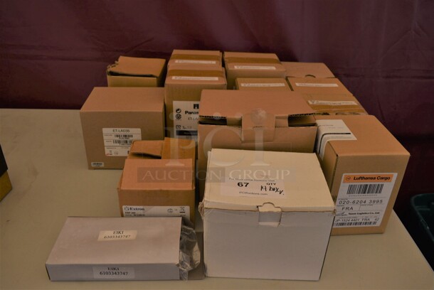 ALL ONE MONEY! Lot of 14 Various Boxes of Projector Lamps Including Lufthansa, Eiki, Extron, Panasonic