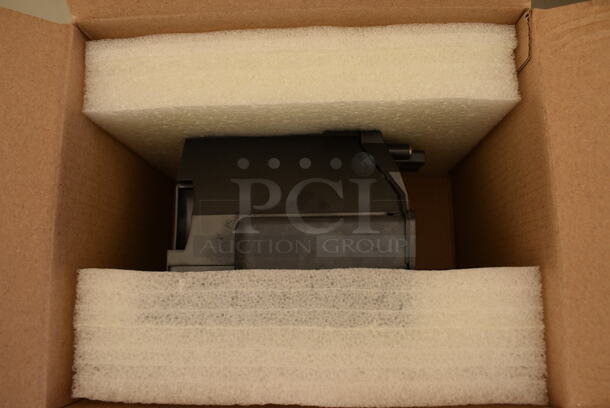 ALL ONE MONEY! Lot of 14 Various Boxes of Projector Lamps Including Lufthansa, Eiki, Extron, Panasonic - Image 7 of 11