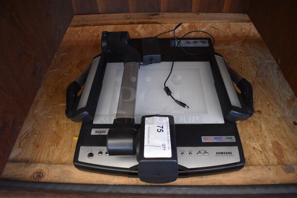 Samsung SDP-900DXA Countertop Digital Presenter. 21x24x7 - Image 1 of 5