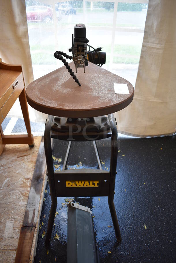DeWalt Metal Countertop Saw on Black Metal Stand. 16x34x49 - Image 4 of 5