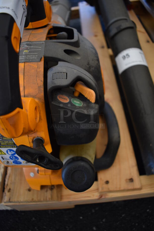 Poulon Pro 25 cc / 210 MPH Gas Powered Leaf Blower. 11x12x40 - Image 4 of 8