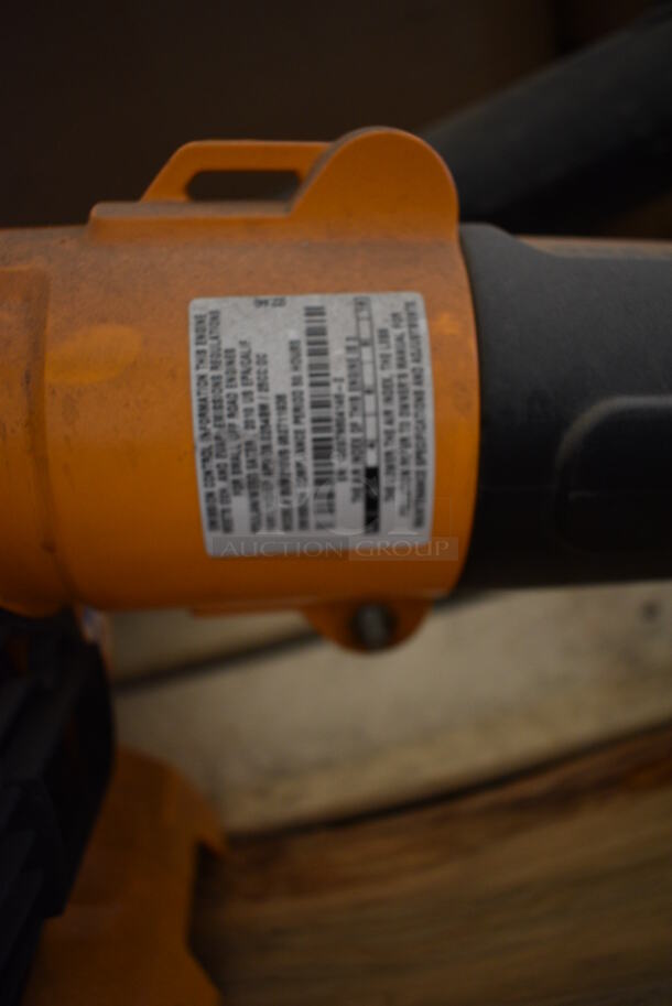 Poulon Pro 25 cc / 210 MPH Gas Powered Leaf Blower. 11x12x40 - Image 7 of 8